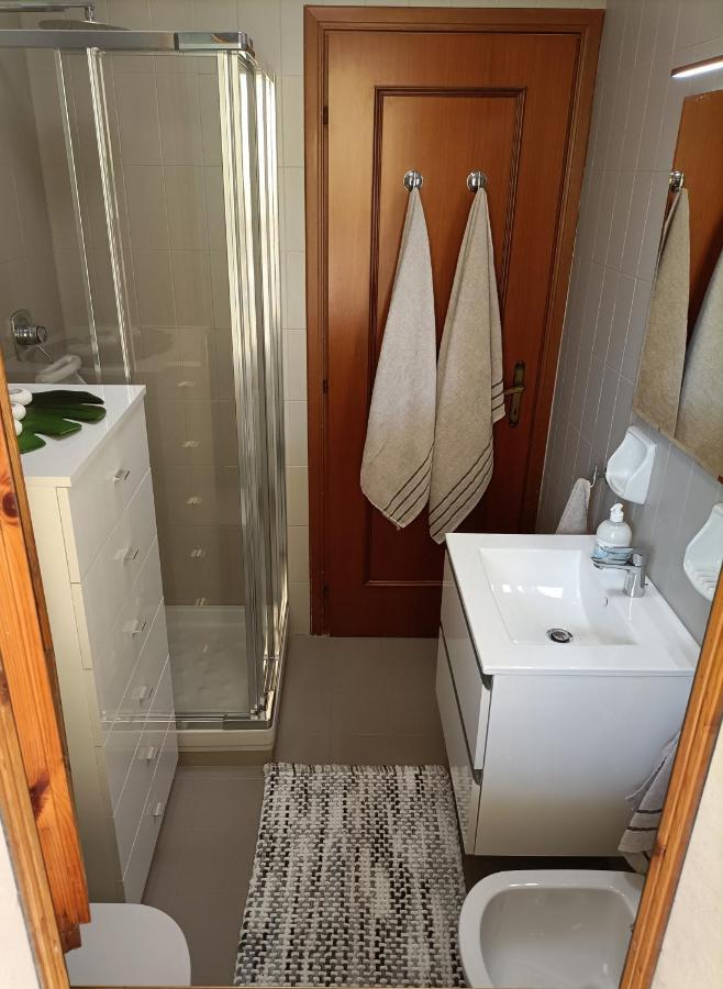 벤티밀리아 Casa A Un Passo Dal Mare 아파트 외부 사진